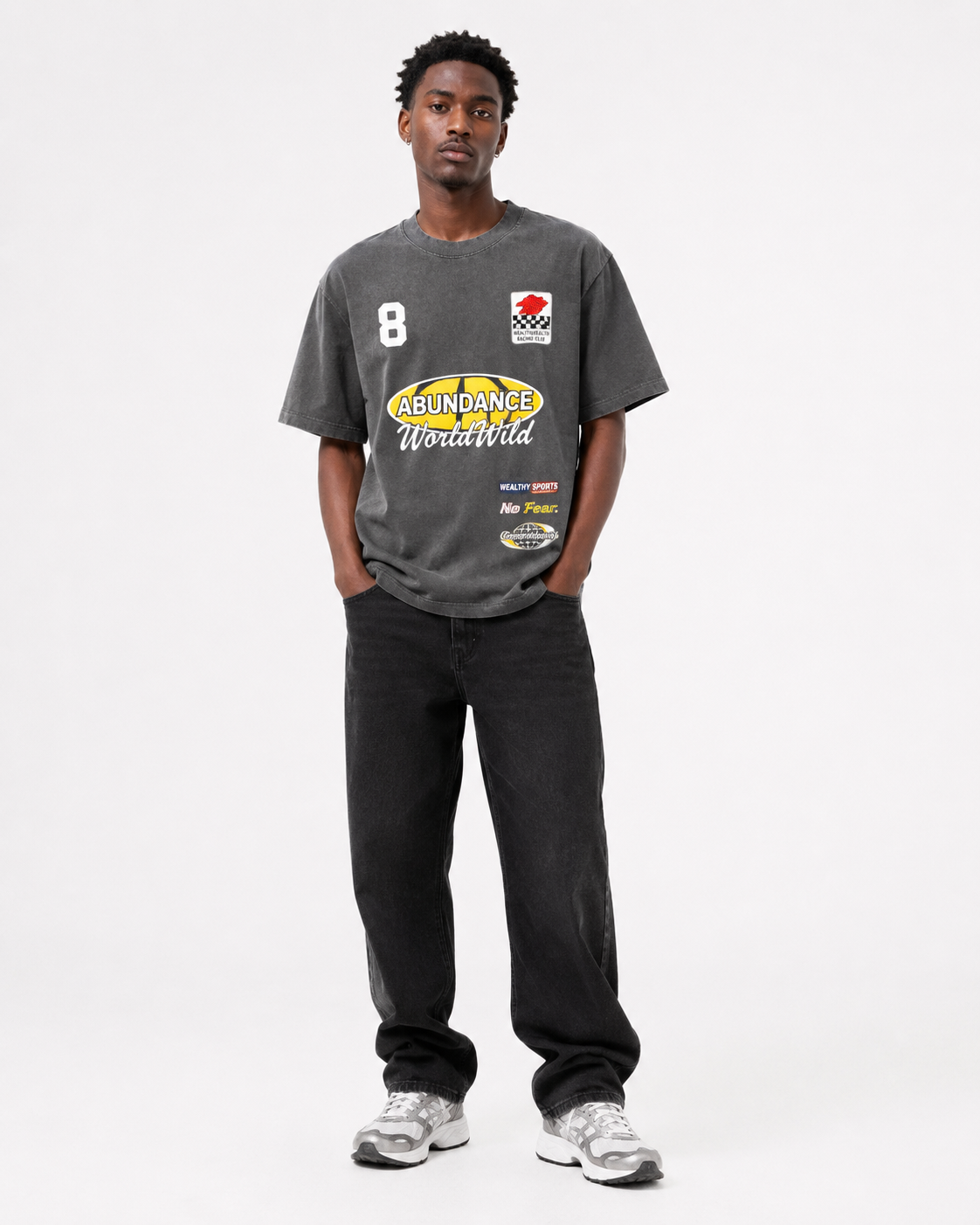 Camiseta "Número 8" con Efecto Desgastado