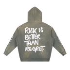 Sudadera con capucha lavada "Sin riesgo no hay gloria" 